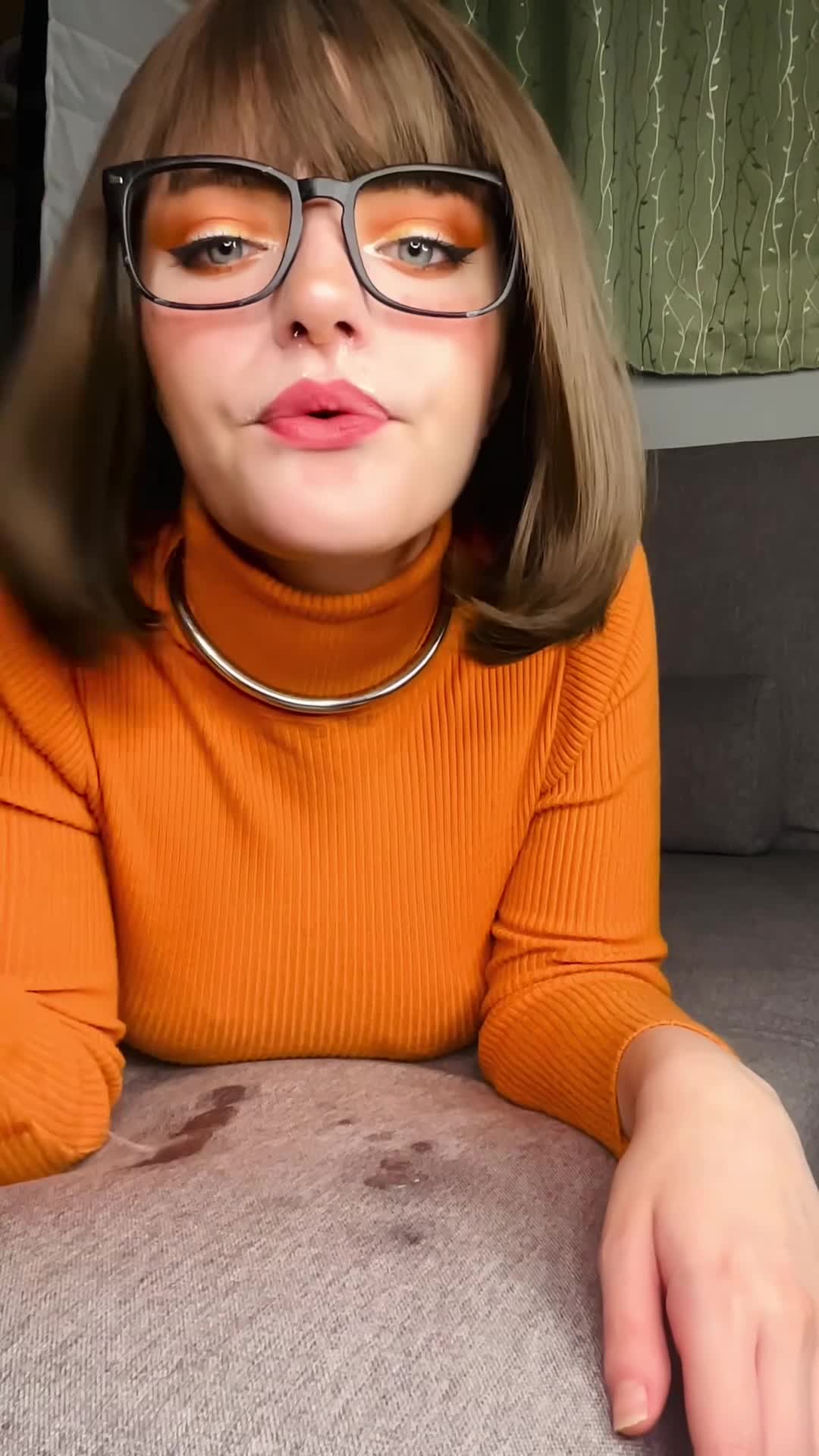 Do you like eye contact while I drool?