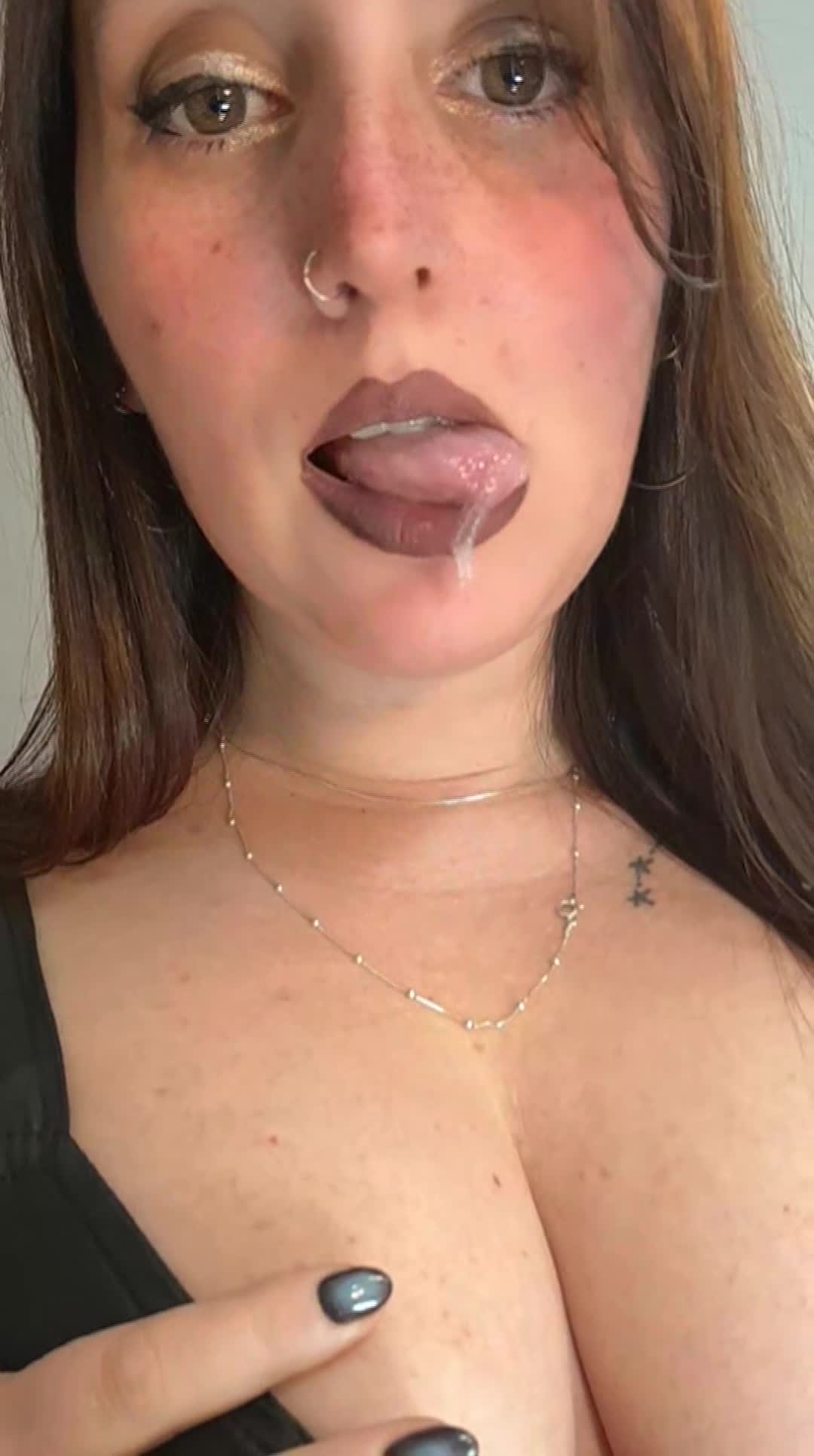 You can see and tell me what feeling my spit generates. 🤤🤤