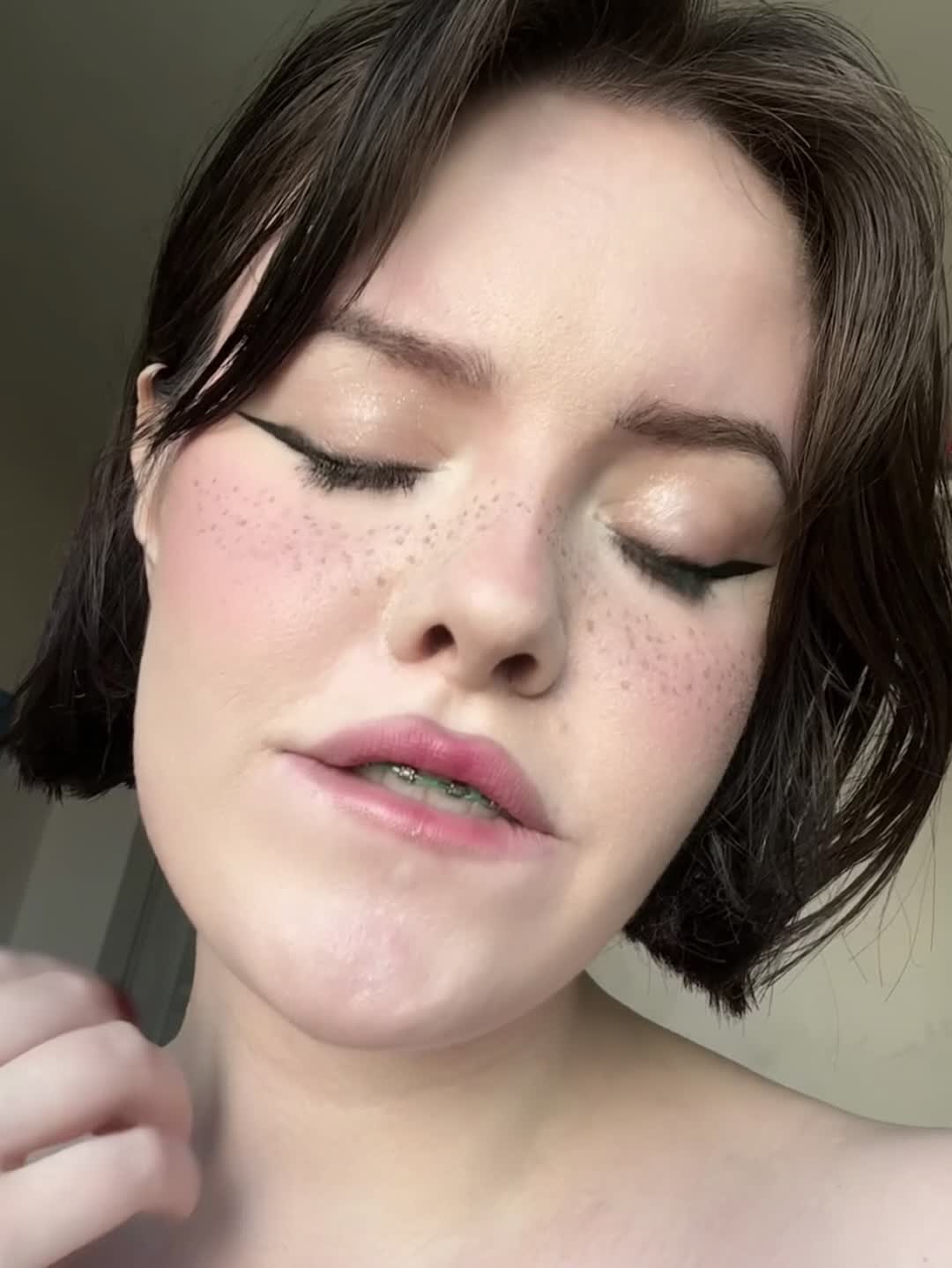 Do you want me to drool all over your dick, or do you want this drool to flow into your mouth?
