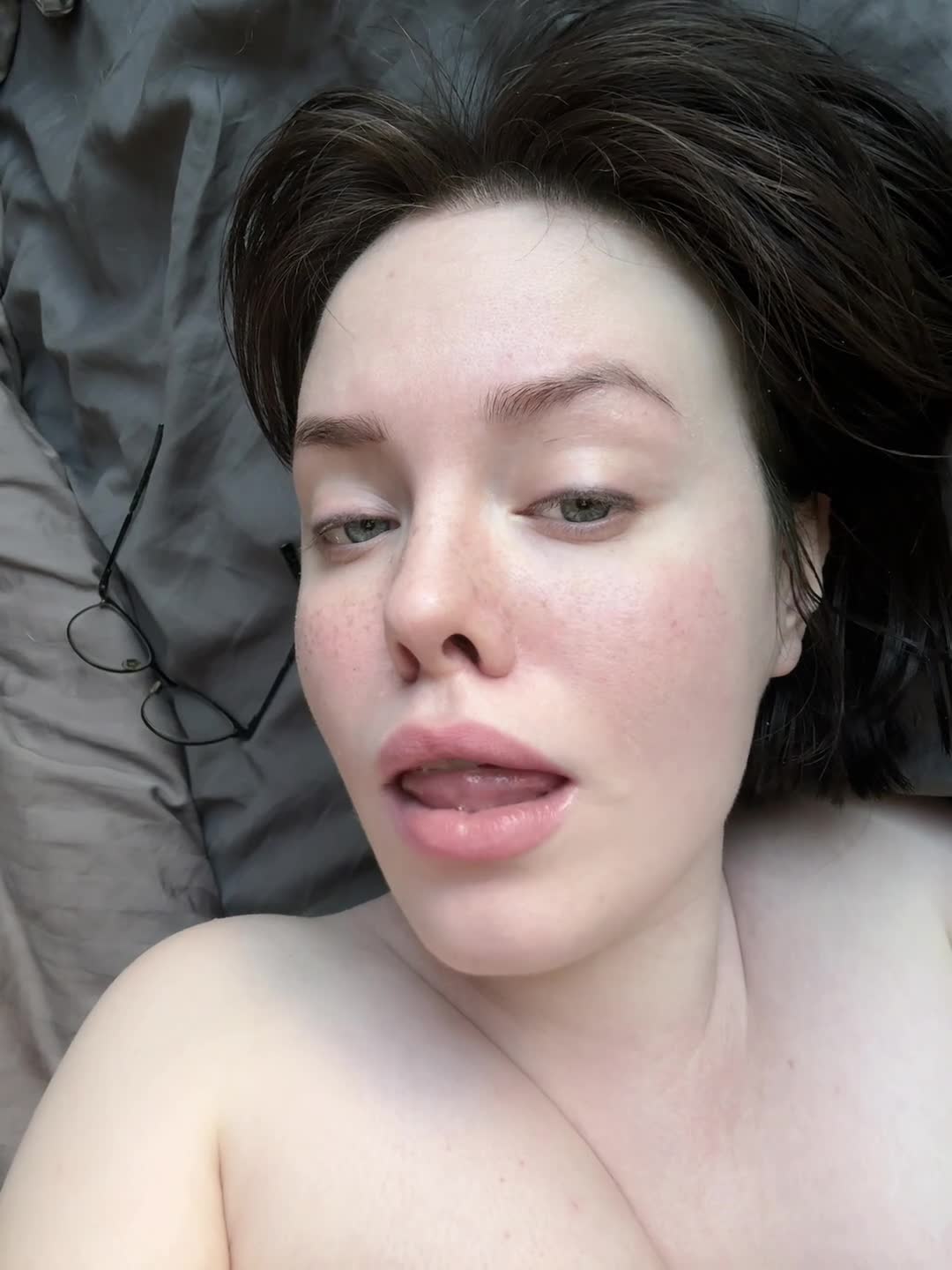 A drooling mouth is the best thing for giving a blowjob, right?:)