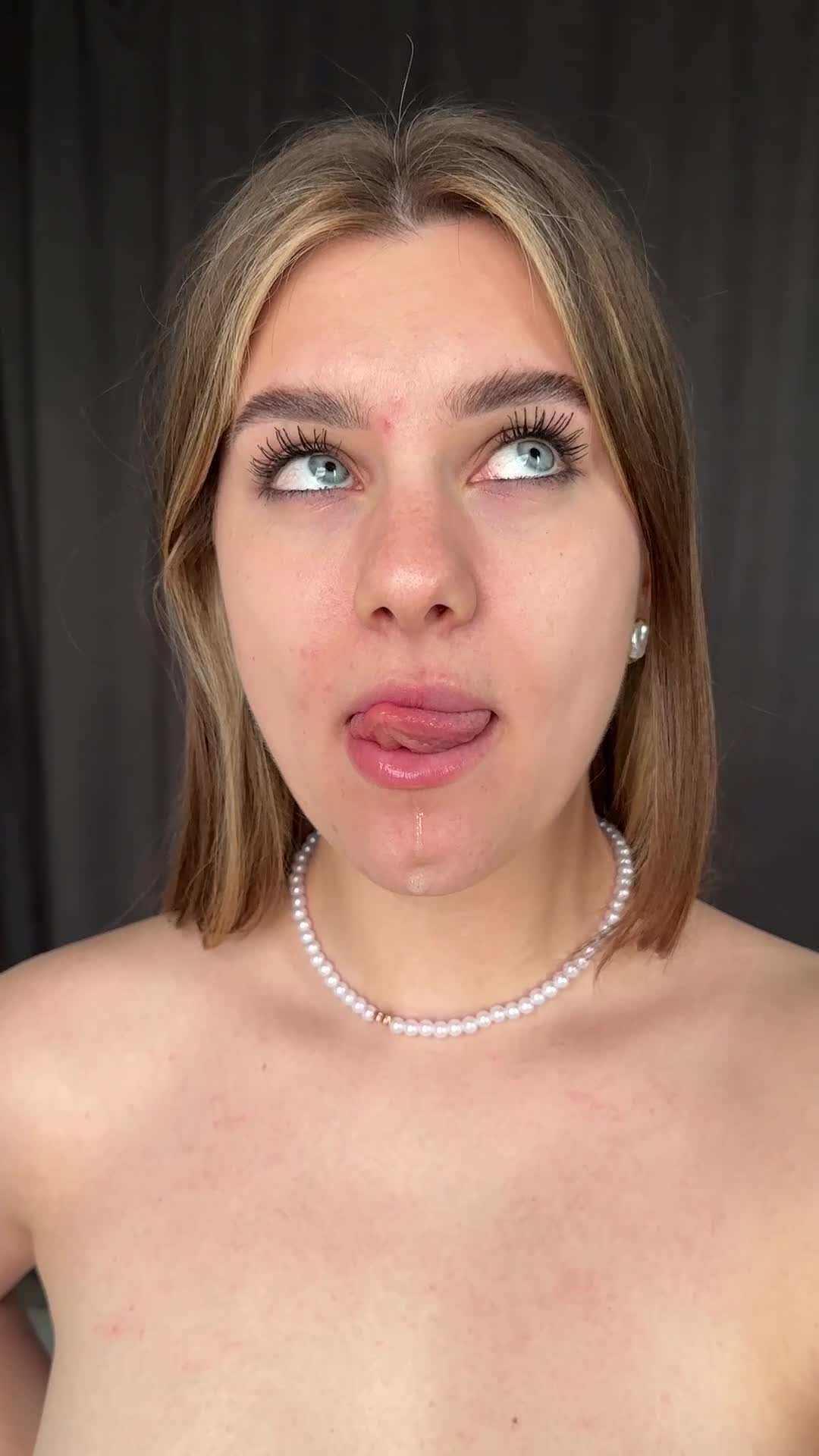 Open your mouth and taste my sweet spits