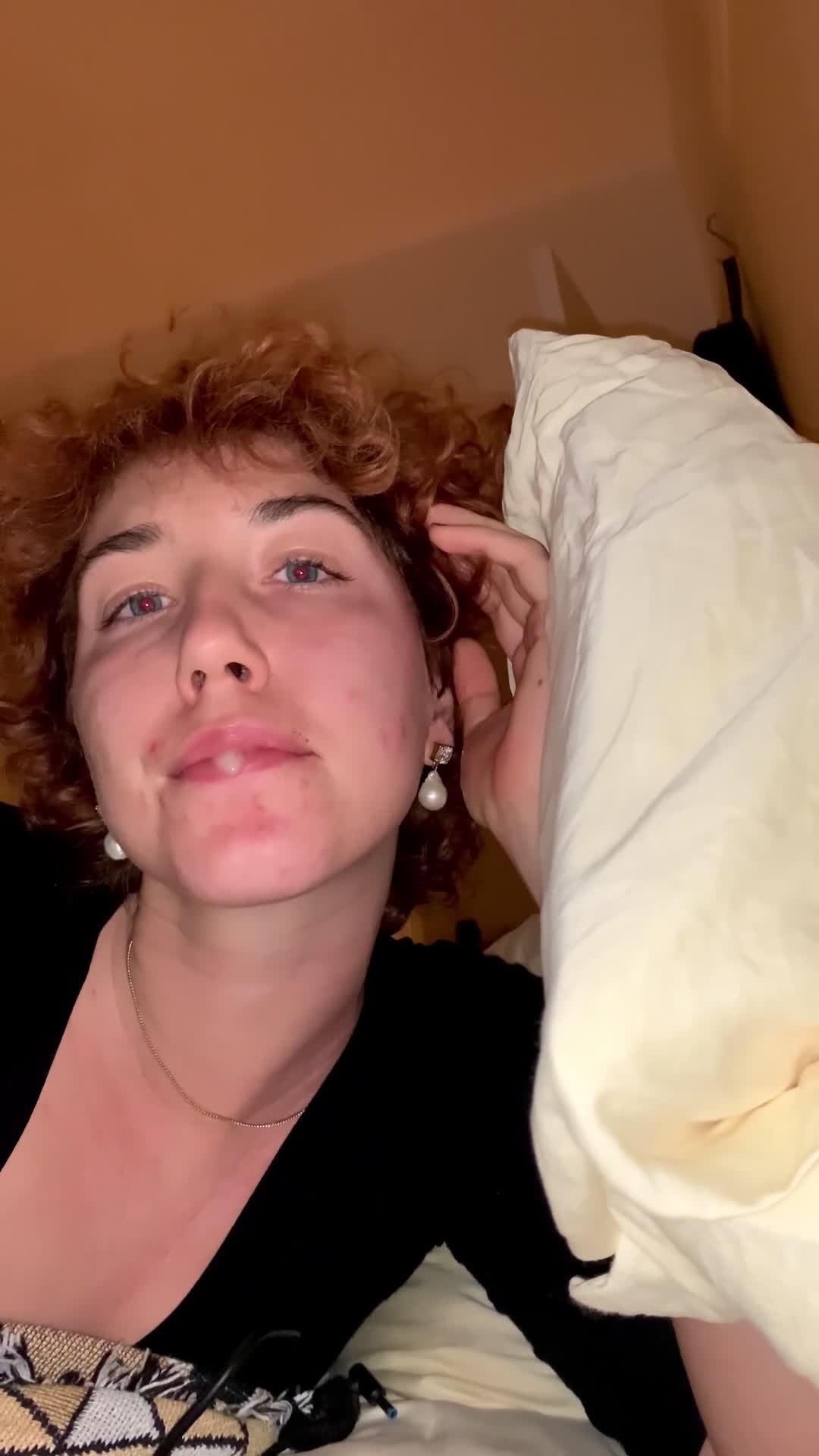 Honey can I dribble on you?